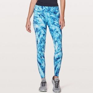 Lululemon Nulux Wonder Under Size 8